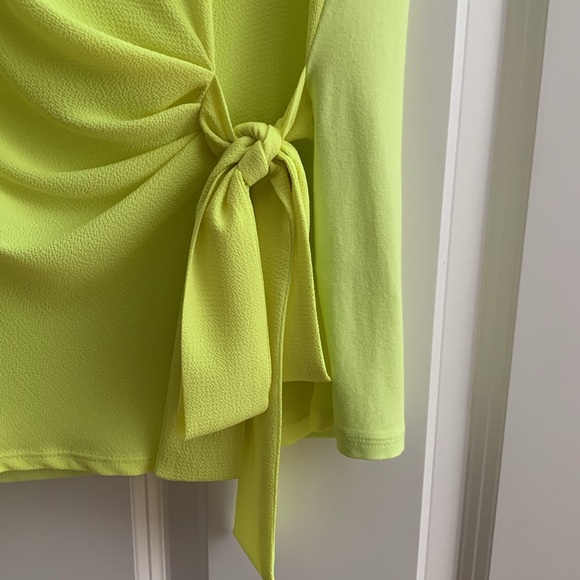 Vince Camuto Top - Picture 2 of 4